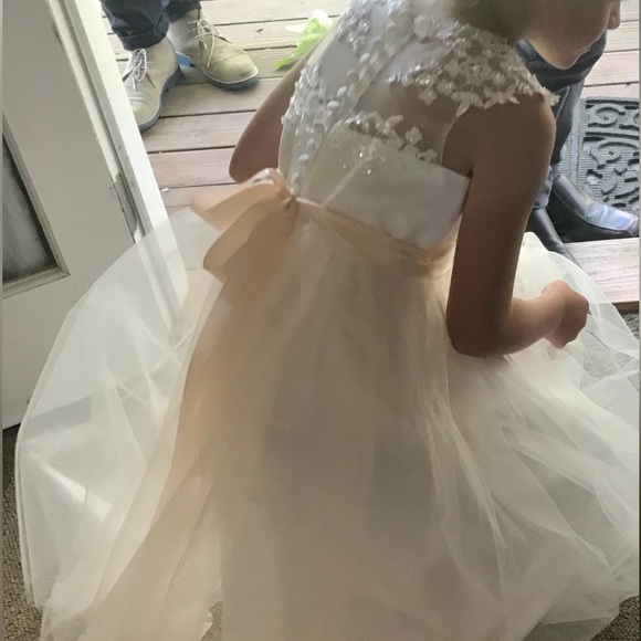 Gorgeous flower girl dress white/ivory/champagne , size 7/8. - Picture 5 of 6